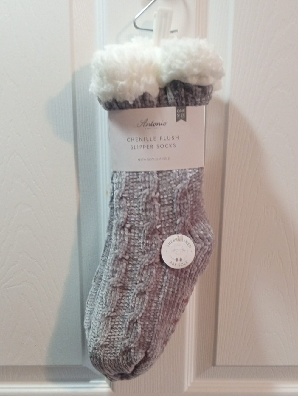 ANTONIO CHENILLE PLUSH SOCKS